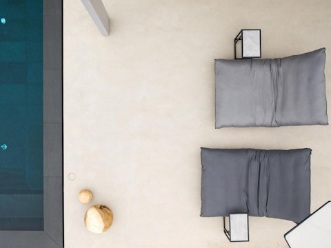Coral Black Outdoor Sunlounge 3